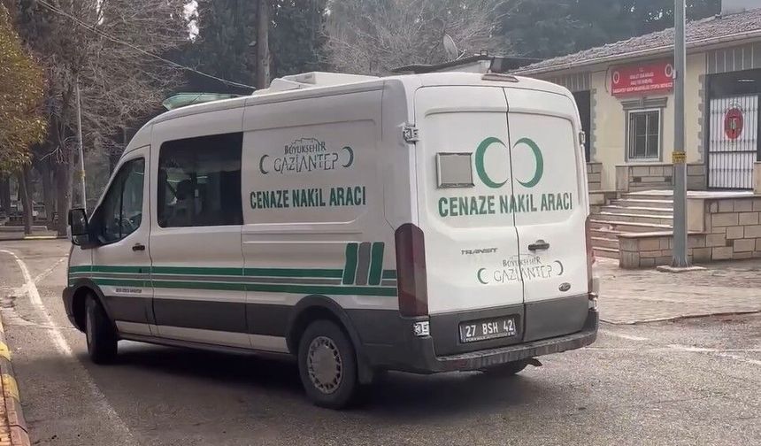 Forkliften düşen işçi hayatını kaybetti