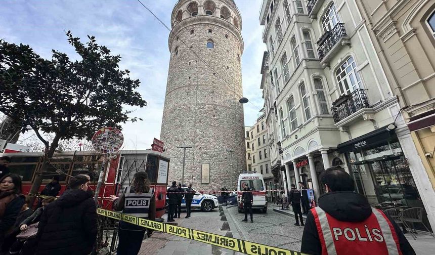 Galata Kulesi'nden atlayan kadın öldü