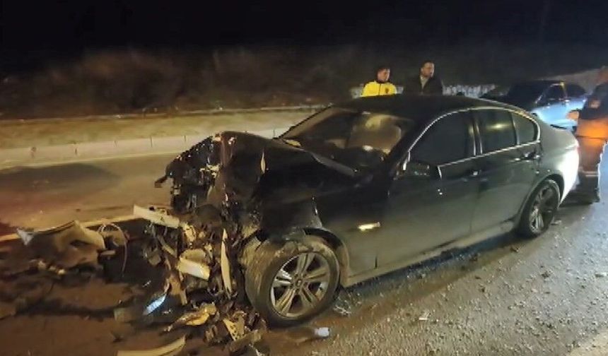 Trafik kazasında 4 kişi yaralandı