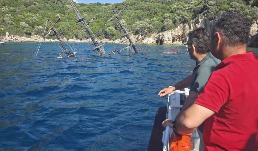 Gezi teknesi battı, yolcular tahliye edildi