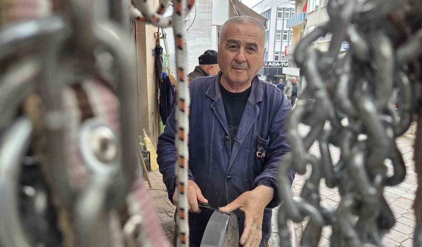 Kurban öncesi bıçakçılarda bileme yoğunluğu yaşanıyor