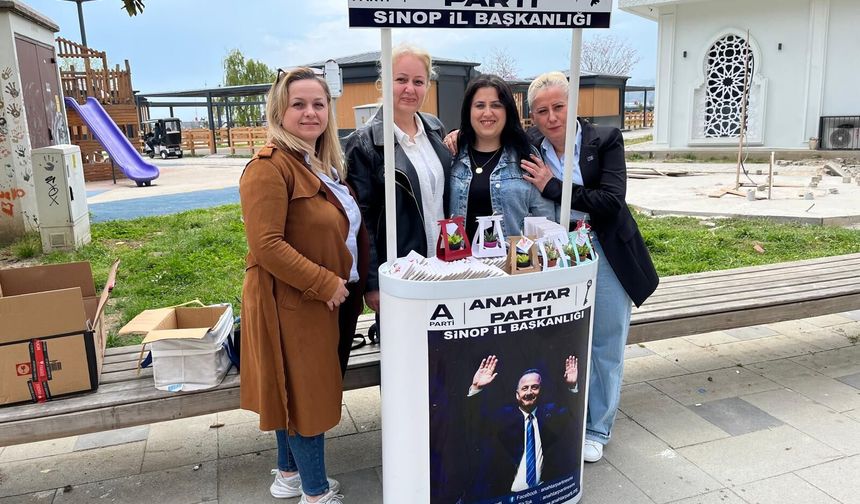 Anahtar Parti Sinop Kadın Kolları'ndan Anneler Günü etkinliği