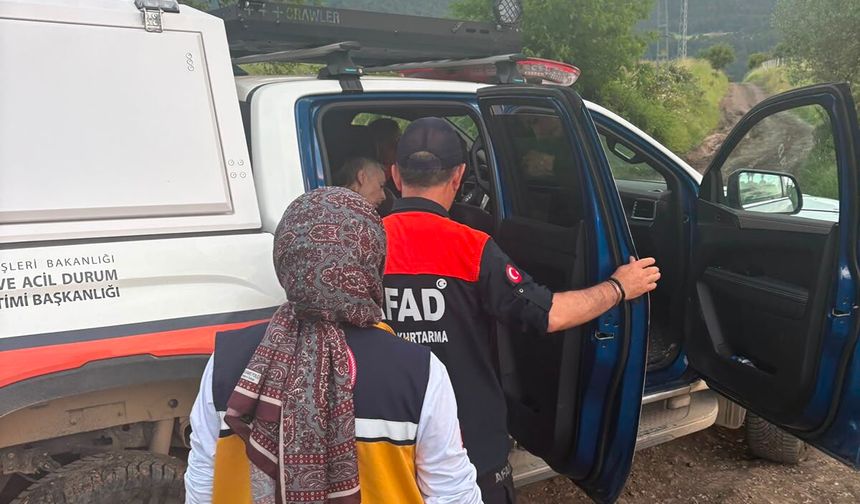 Kaybolan 72 yaşındaki kadın için teyakkuza geçildi