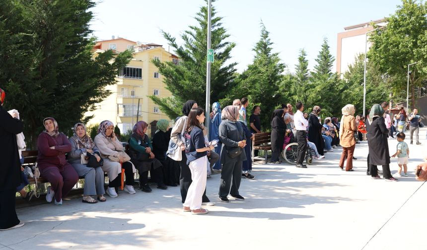 Tokat Belediyesi'nden LGS ailelerine ikram
