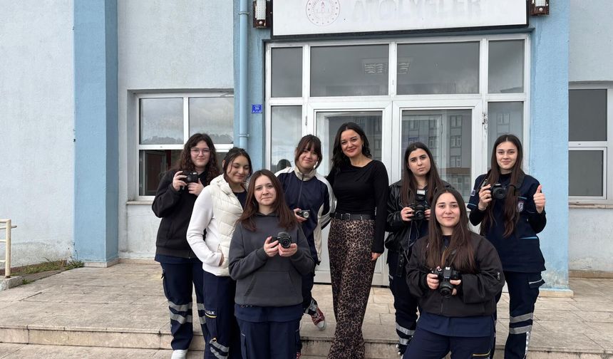 Sinop’ta Bir İlk: Liseli Gençlerden Fotoğraf Sergisi