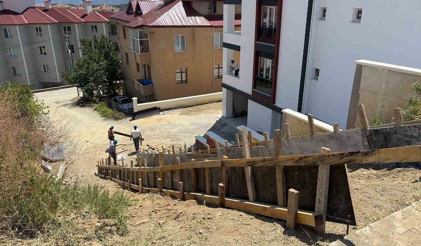 Tosya Belediyesi ilçe genelinde çalışmalara devam ediyor