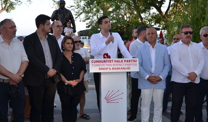 Sinop CHP’den görevden alma kararına tepki mitingi!