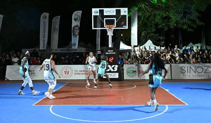 Sinop'ta M. Berkay Akbaş Sokak Basketbolu turnuvası tamamlandı