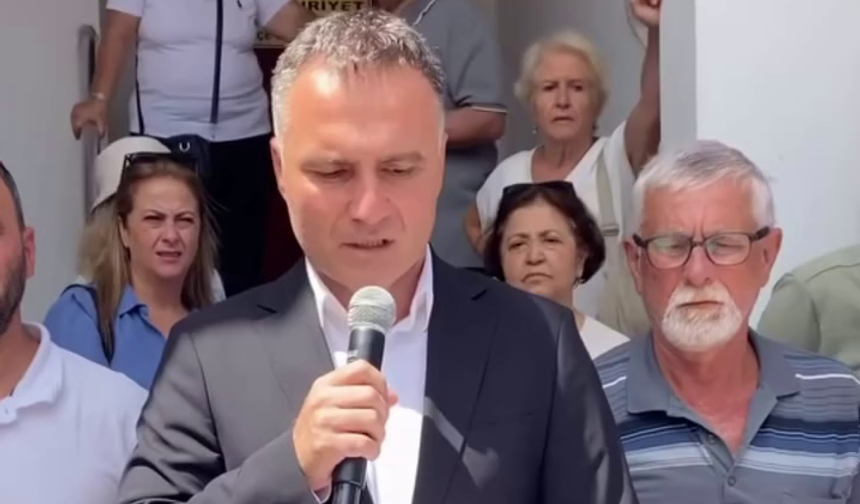 CHP ilçe yönetiminden toplu istifa!