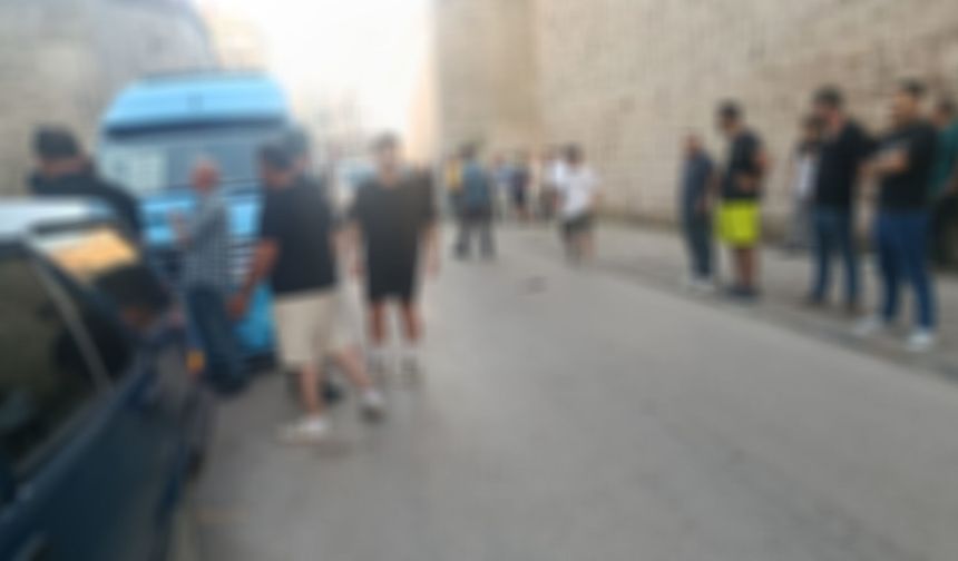 Sinop’ta alkollü yolcu dolmuş şoförünü yaraladı!