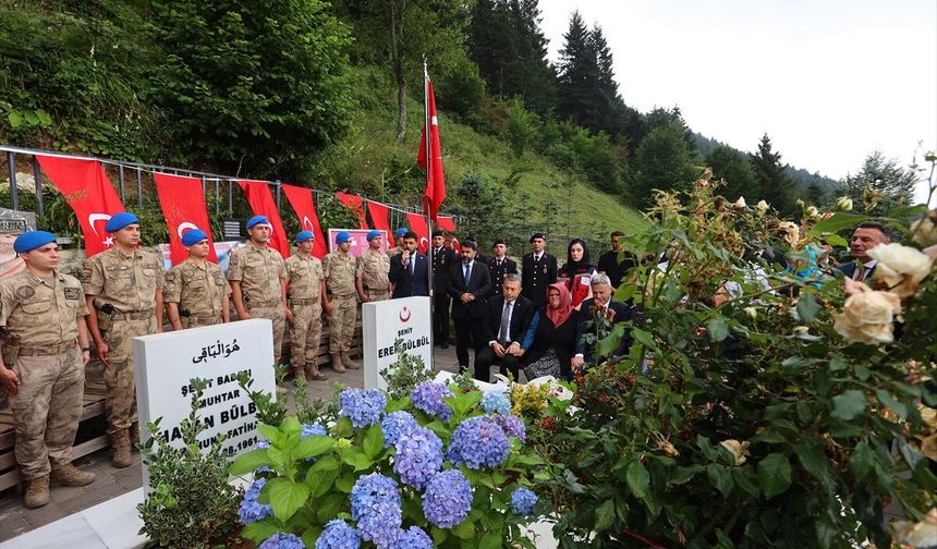 Şehit Eren Bülbül mezarı başında anıldı