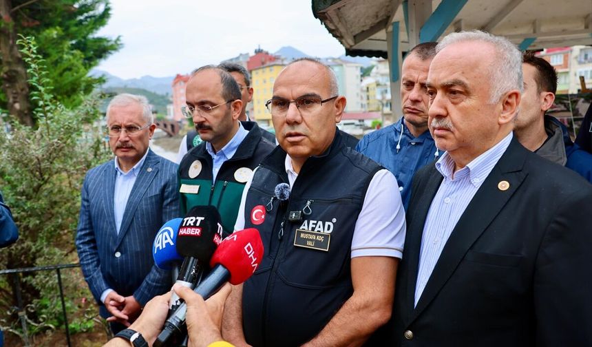 Selde kaybolan 2 kişi aranıyor