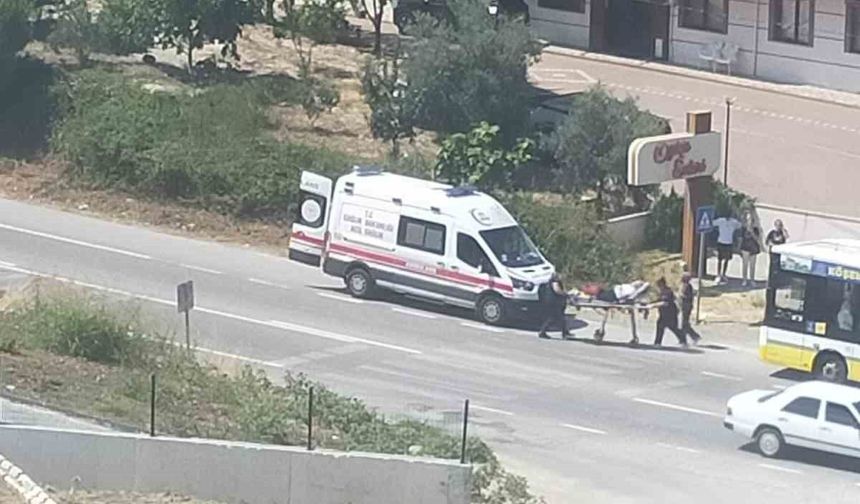 Otobüste fenalaşan yolcu hastaneye kaldırıldı