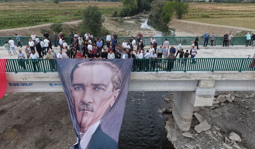 Köylünün beklediği yeni köprü hizmete açıldı