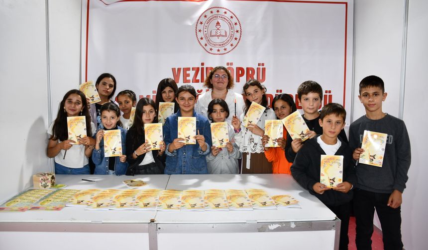 Öğrencilerin yazdığı masallar kitap oldu