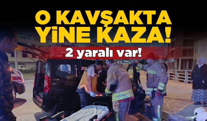 Sinop’ta iki araç kavşakta çarpıştı: 2 yaralı!