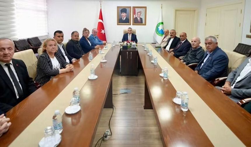 Yeni seçilen MHP İl Yönetiminden Vali Özarslan'a ziyaret