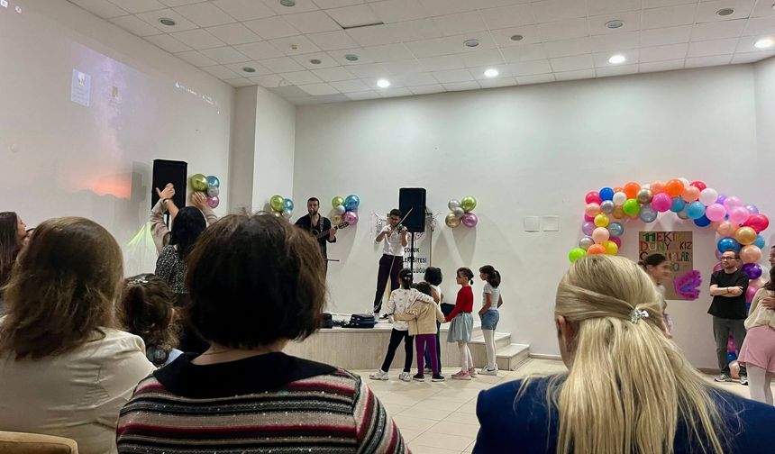 Sinop’ta Dünya Kız Çocukları Günü'nde anlamlı etkinlik