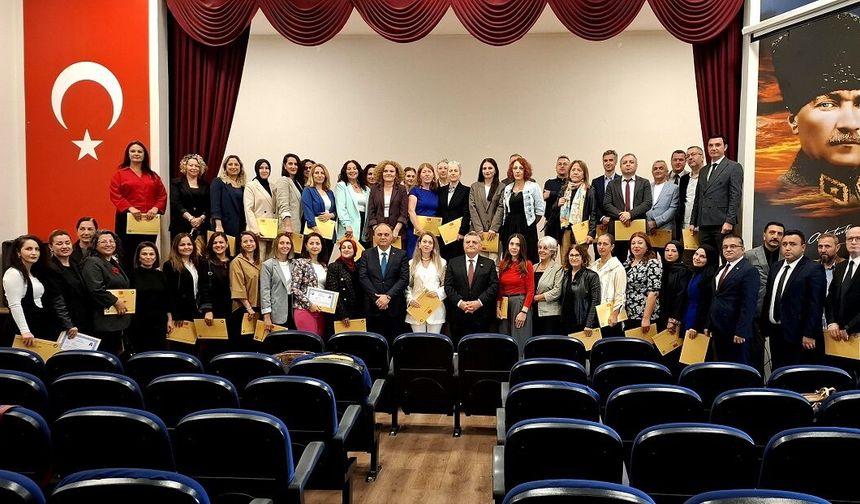 Sinop’ta öğretmenlerin emeği ödüllendirildi