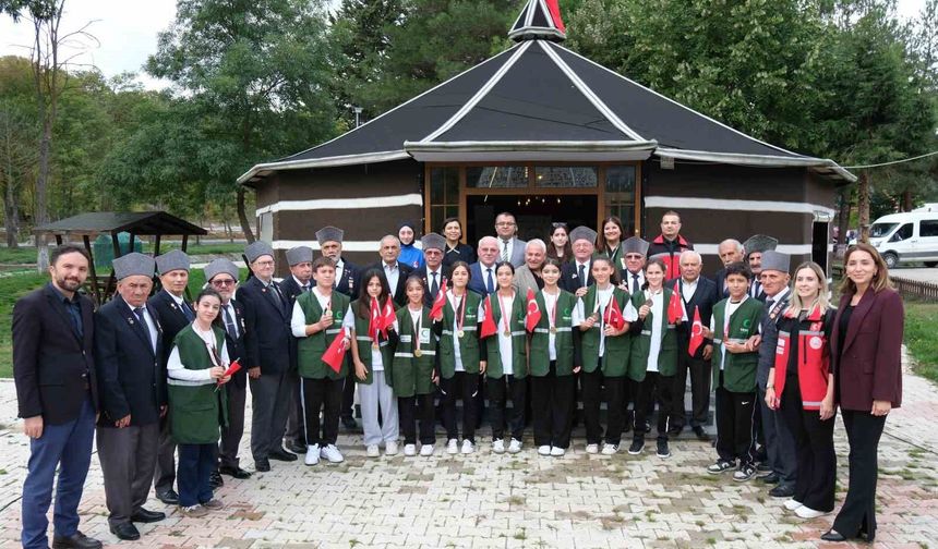 Gaziler genç sporcularla bir araya geldi
