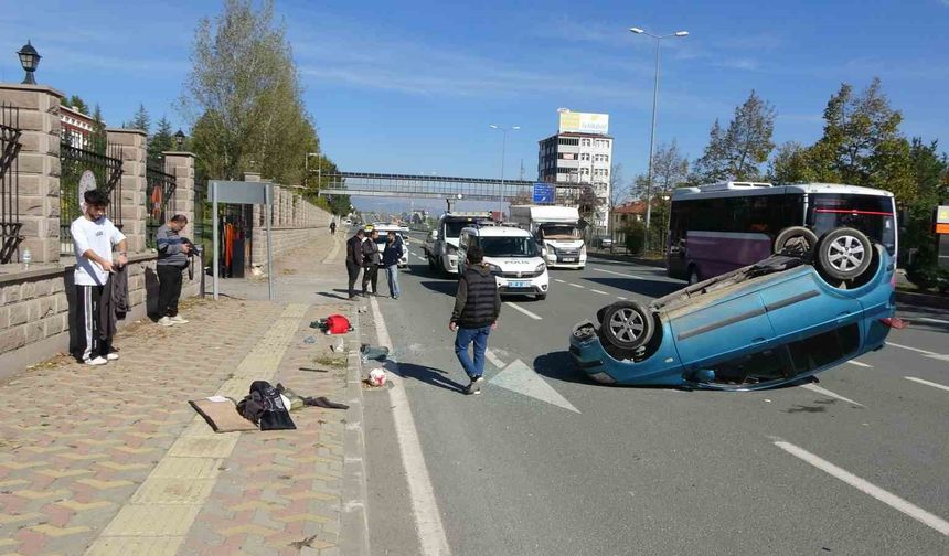 Kastamonu'da otomobil takla attı