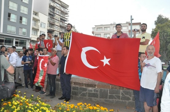 Sinop'ta teröre lanet yağdı