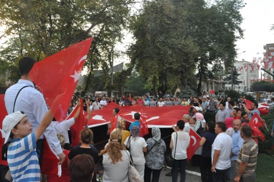 Sinop'ta teröre lanet yağdı