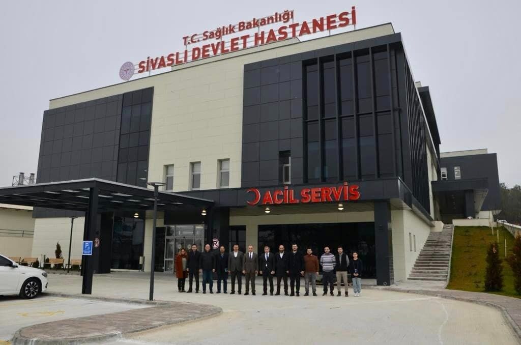 Sivaslı Devlet Hastanesi Hasta Kabulüne Başlıyor - Vitrin Haber - Sinop ...