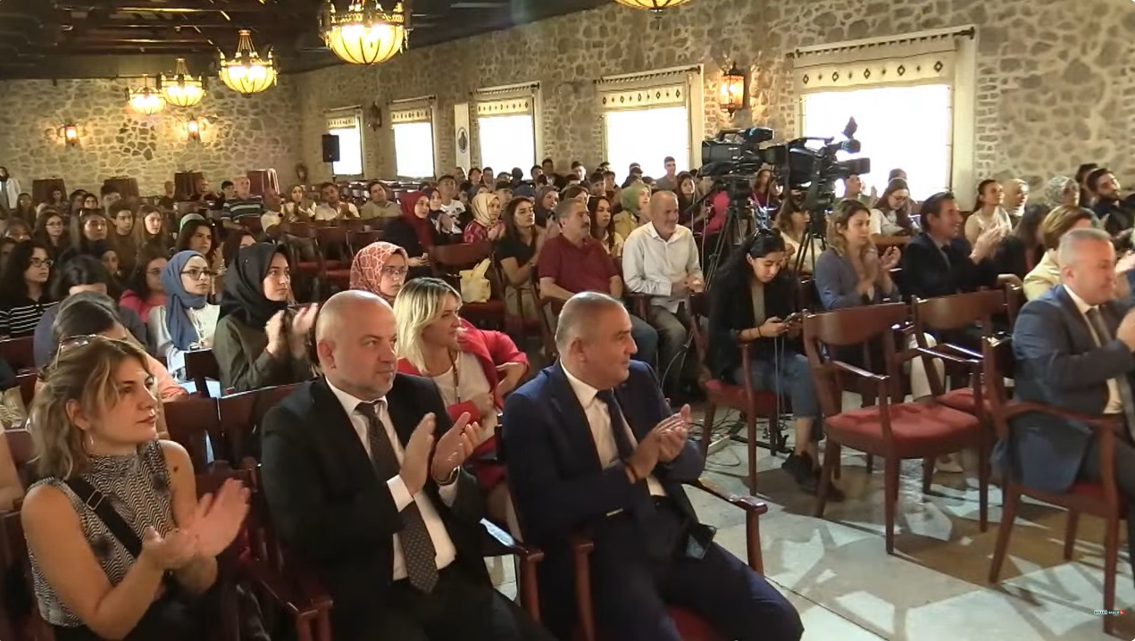 8118E935 4C7F 4A84 8F86 E1Cda7B44Fe7