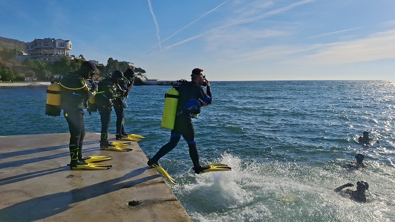 Eğitim Sırasında Dalış
