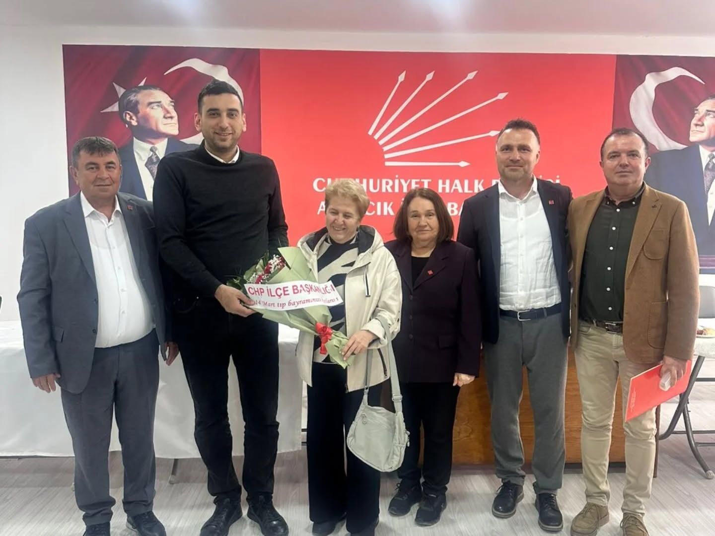 651617179 18575131819008696 3021417974359975310 N