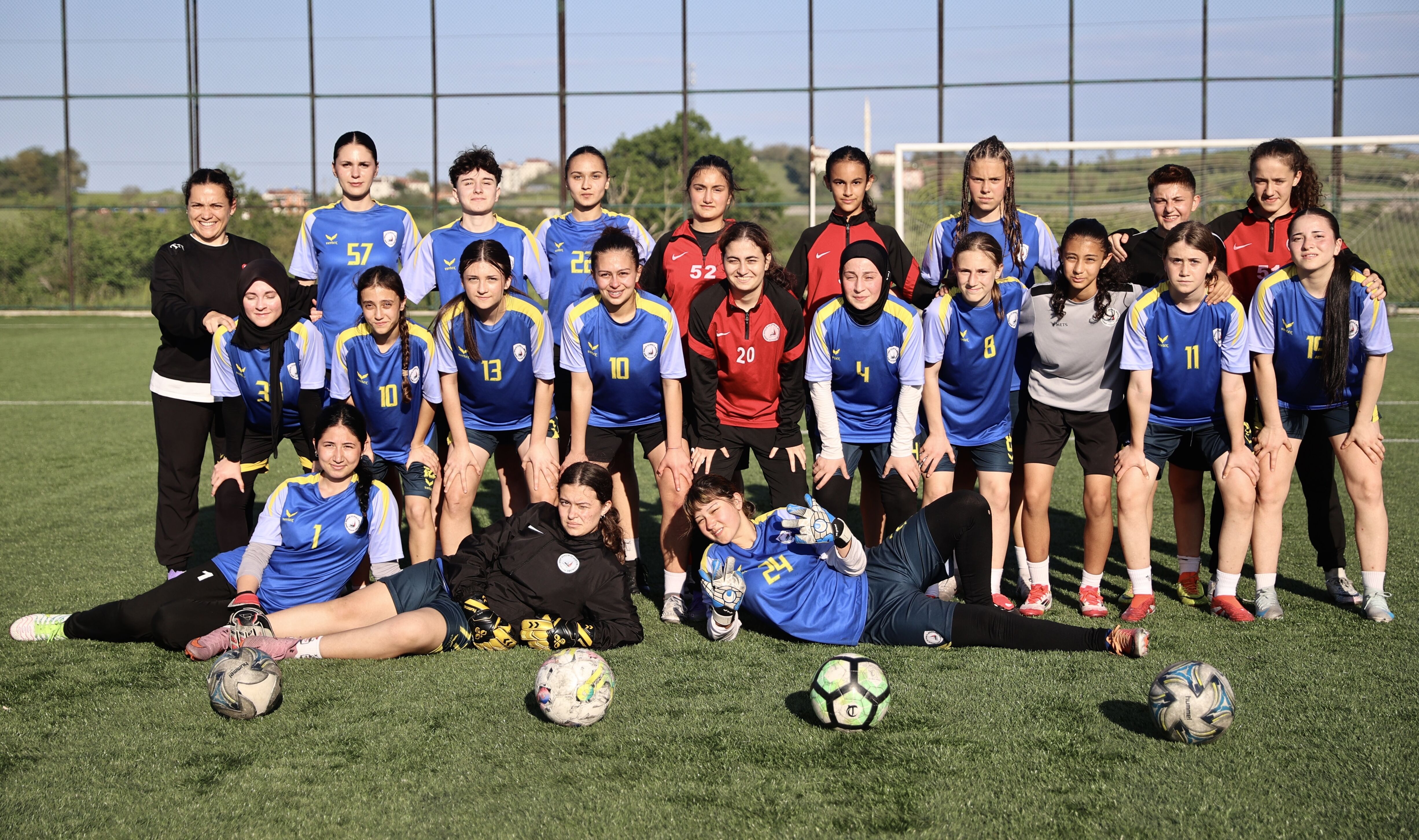 Aa 20260517 41408240 41408231 Kadin Antrenor Kadin Futbolunun Gelisimi Icin Emek Harciyor (1)