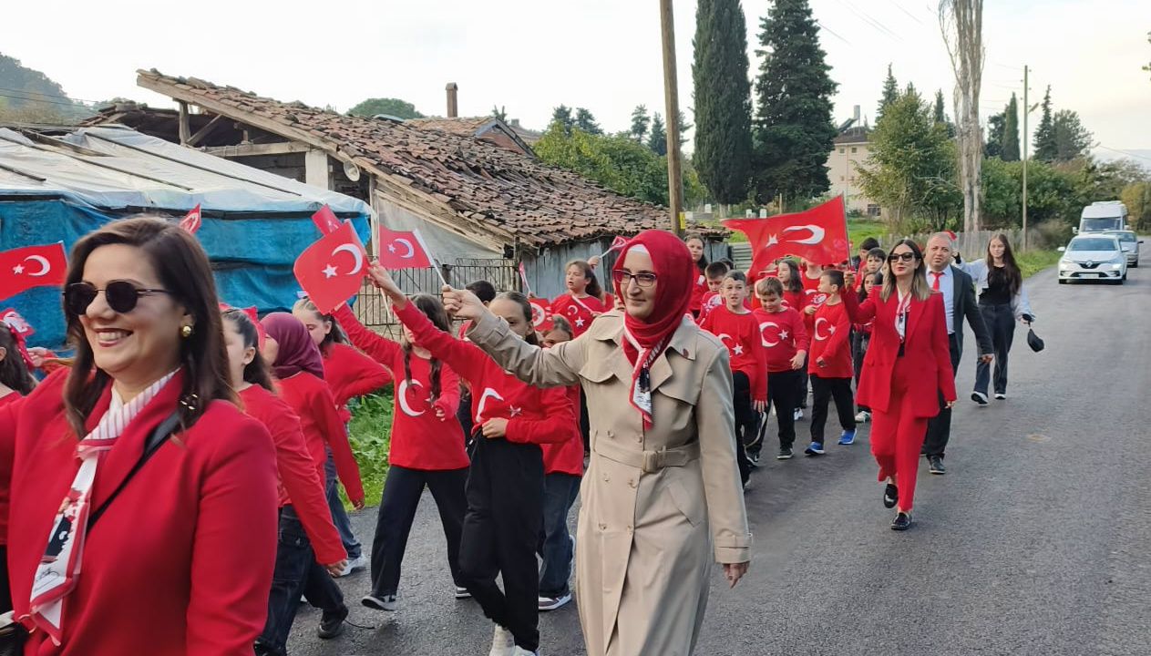 Kabalı’da Cumhuriyet Coşkusu: Köy Sokakları Bayram Yerine Döndü